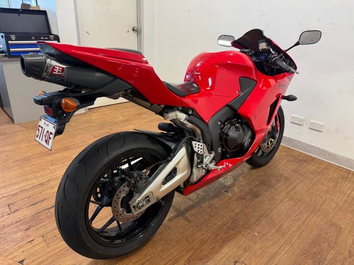 2015 Honda CBR600RR RED
