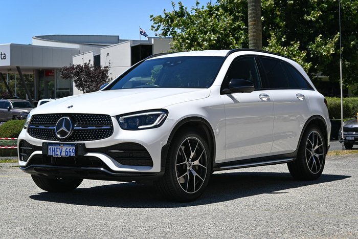 2020 Mercedes-Benz GLC-Class GLC300