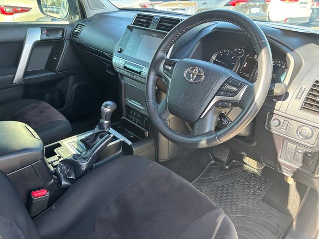 2023 Toyota Prado PRADO DSL WGN AT GXL 4277430 005