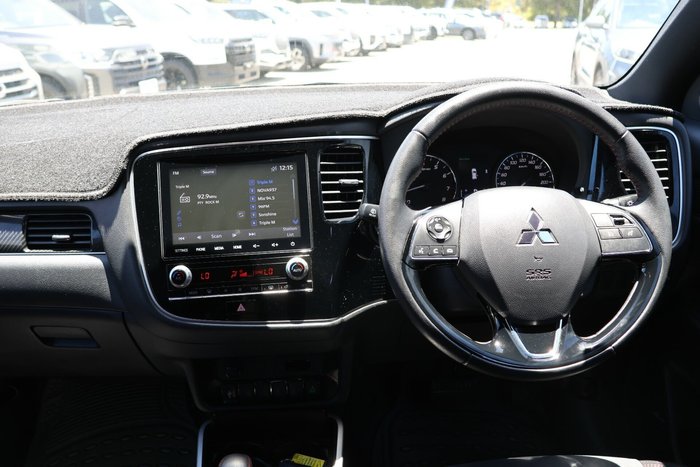 2020 Mitsubishi Outlander Black Edition