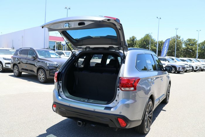 2020 Mitsubishi Outlander Black Edition