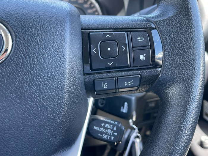 2020 Toyota Hilux SR