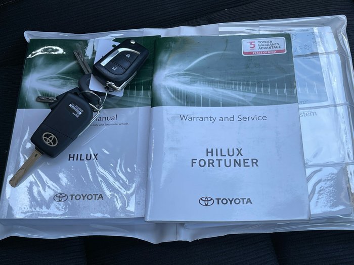 2020 Toyota Hilux SR