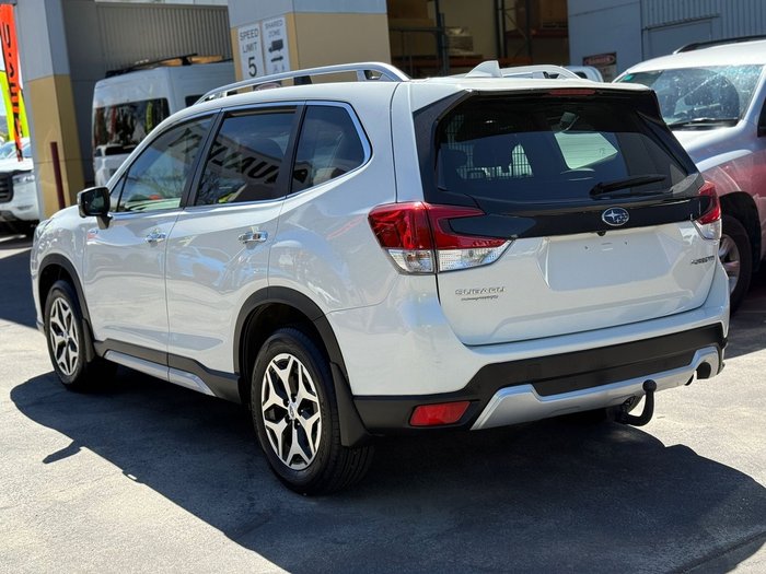 2022 Subaru Forester Hybrid L