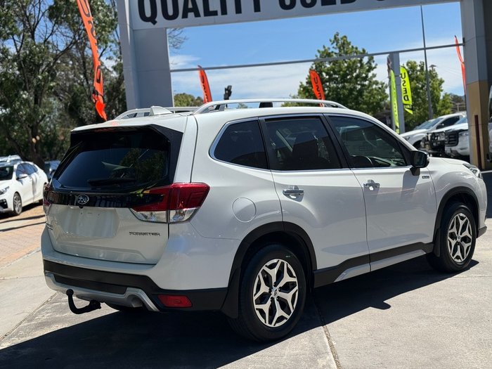 2022 Subaru Forester Hybrid L
