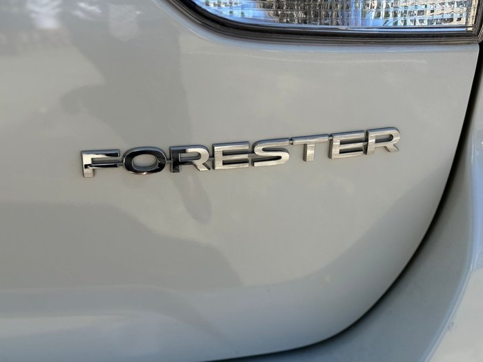 2022 Subaru Forester Hybrid L