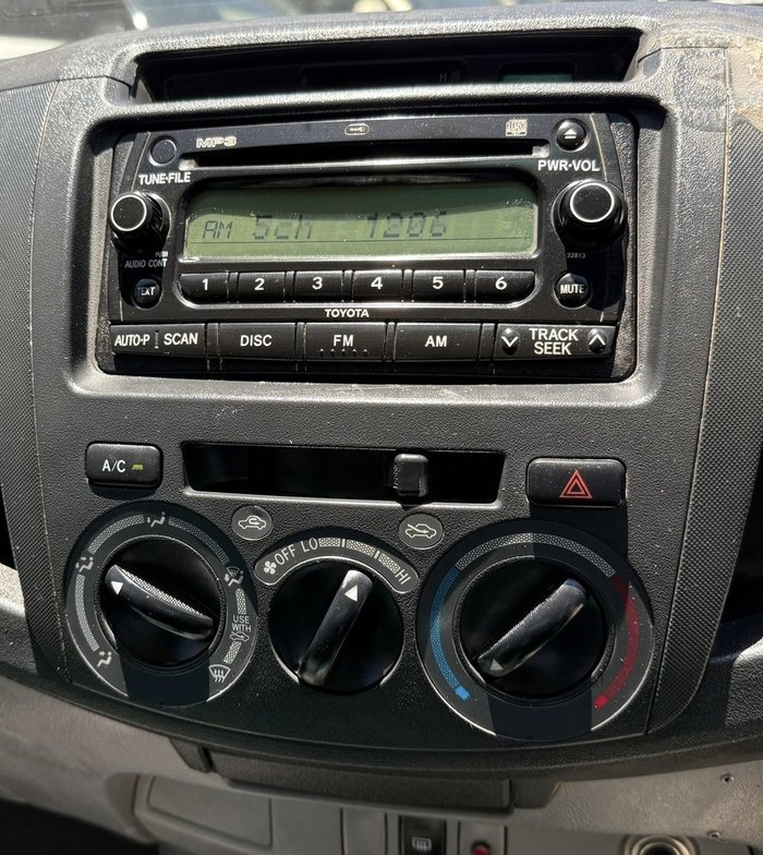 2006 Toyota Hilux SR