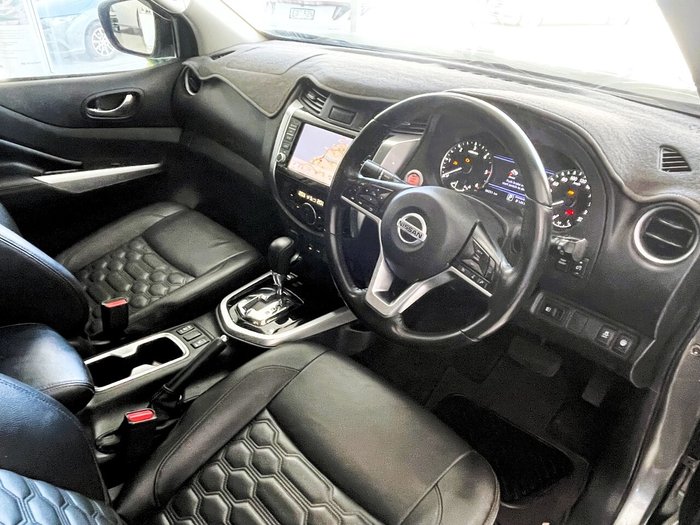 2021 Nissan Navara ST-X