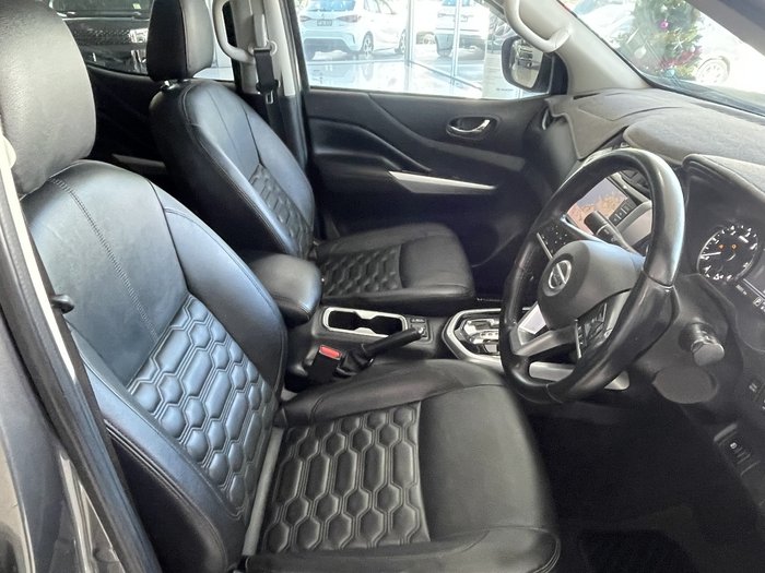 2021 Nissan Navara ST-X