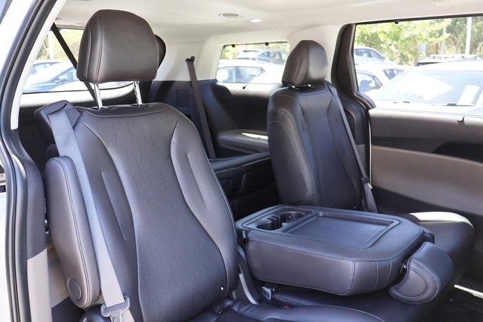 2024 Kia Carnival GT-Line HEV