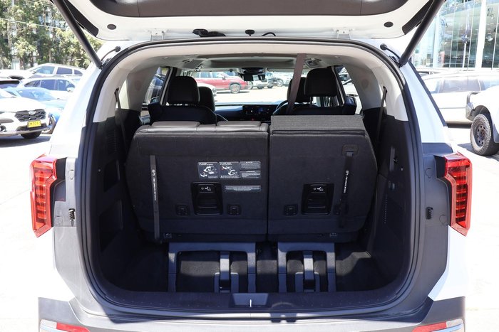 2024 Kia Carnival GT-Line HEV