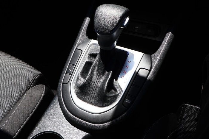 2024 Kia Cerato S BD MY24 Clear White