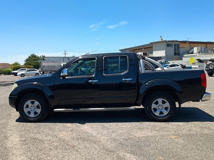 2009 Nissan Navara ST-X