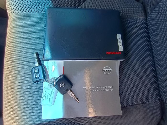 2009 Nissan Navara ST-X D40 4x2 Cosmic Black