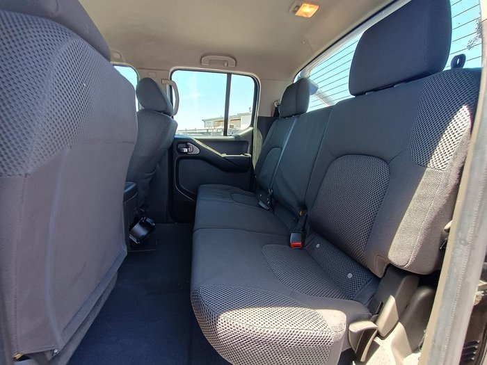 2009 Nissan Navara ST-X D40 4x2 Cosmic Black