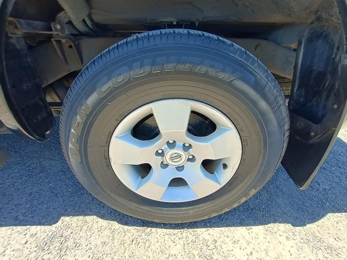 2009 Nissan Navara ST-X D40 4x2 Cosmic Black