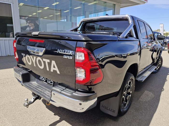 2021 Toyota Hilux SR5