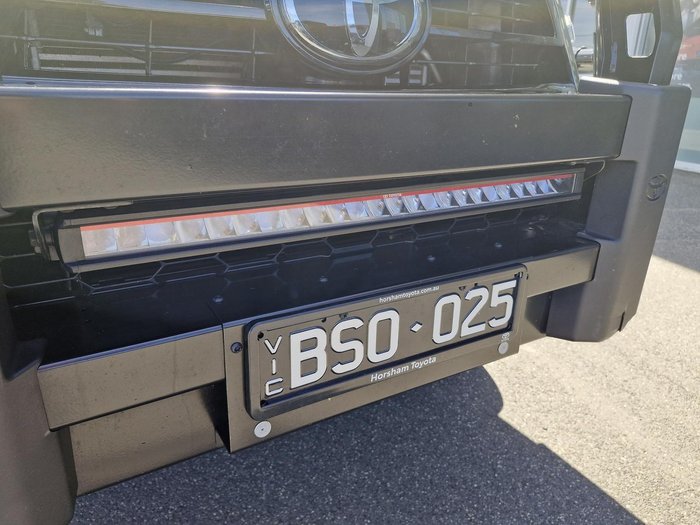 2021 Toyota Hilux SR5