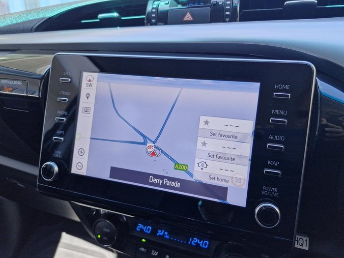 2021 Toyota Hilux SR5