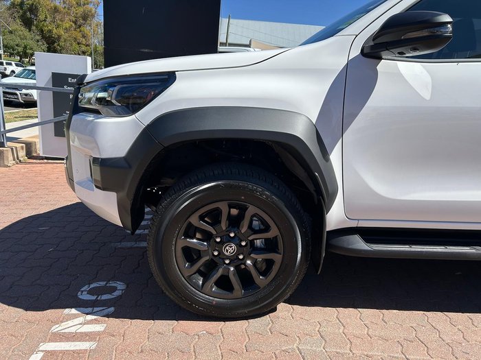 2025 Toyota Hilux Rogue 48V