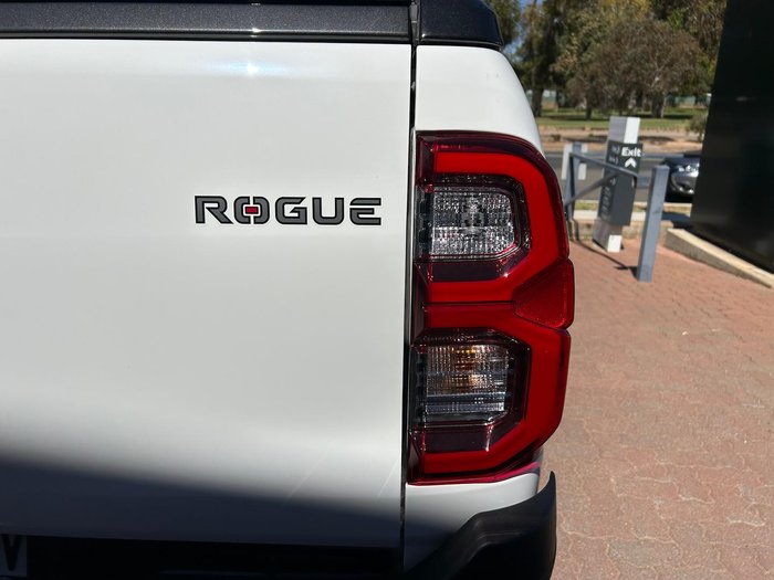 2025 Toyota Hilux Rogue 48V