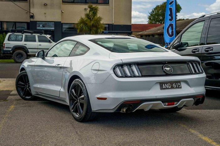 2017 Ford Mustang FM MY17 Oxford White