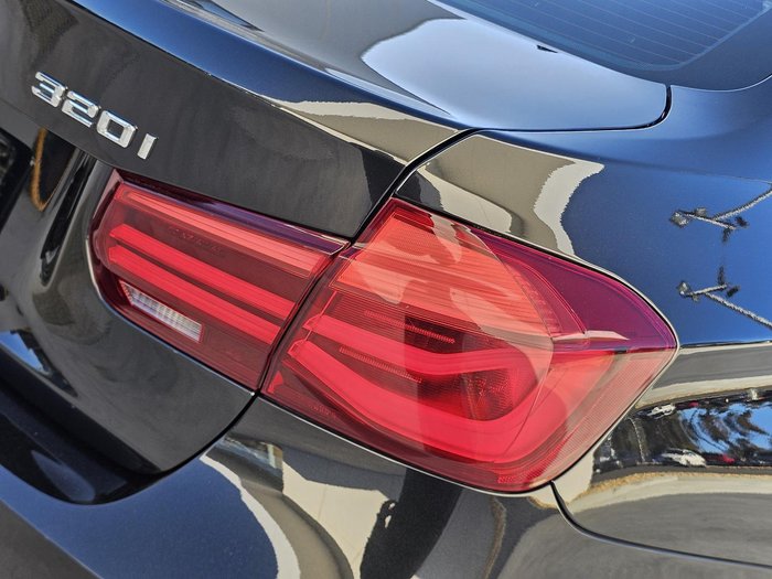 2018 BMW 3 Series 320i M Sport