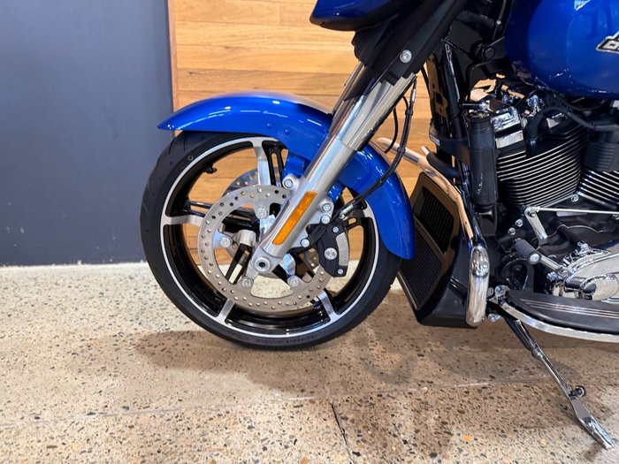 2025 Harley-davidson FLHX STREET GLIDE (117) Blue Burst