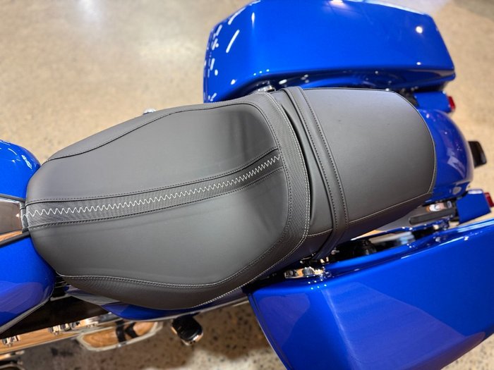 2025 Harley-davidson FLHX STREET GLIDE (117) Blue Burst