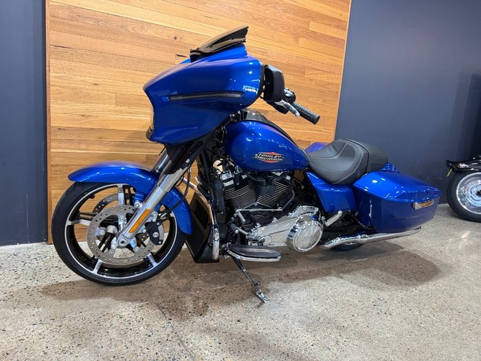2025 Harley-davidson FLHX STREET GLIDE (117) Blue Burst