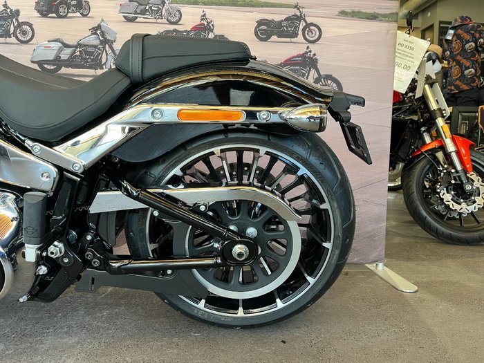 2025 HARLEY-DAVIDSON FXBR BREAKOUT (117)