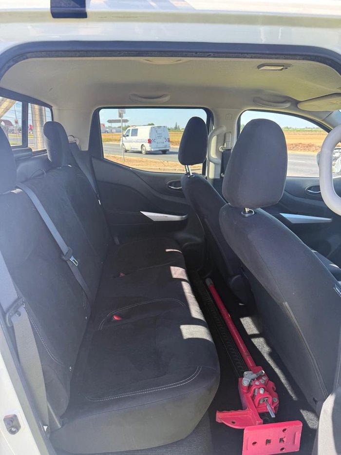 2018 Nissan Navara ST