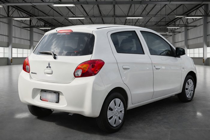2014 Mitsubishi Mirage ES