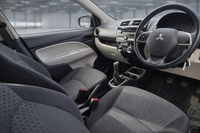 2014 Mitsubishi Mirage ES