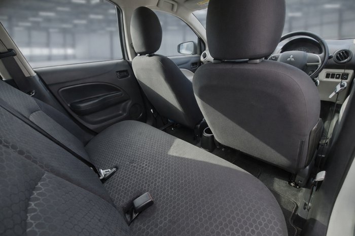 2014 Mitsubishi Mirage ES