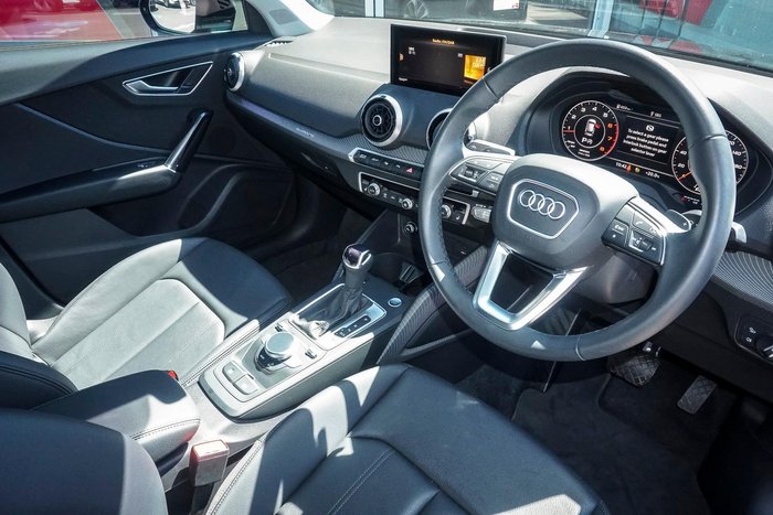 2024 Audi Q2 40 TFSI S line