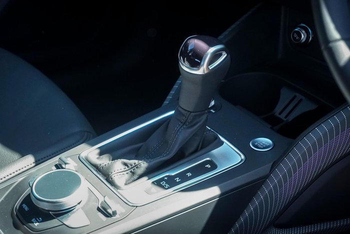 2024 Audi Q2 40 TFSI S line