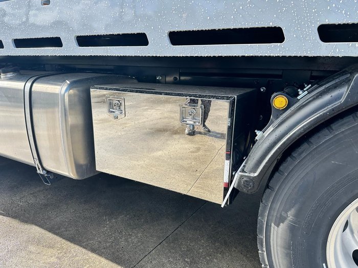 2023 Iveco S-Way AS270