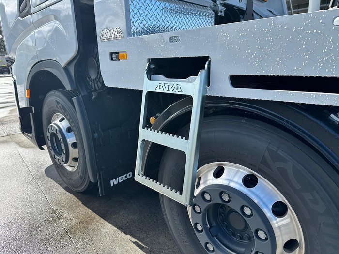 2023 Iveco S-Way AS270