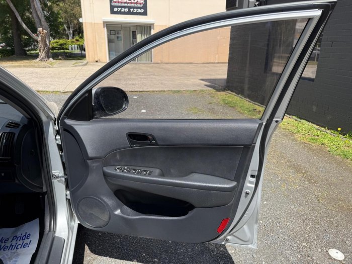 2010 Hyundai i30 SX FD MY10 Continental Silver