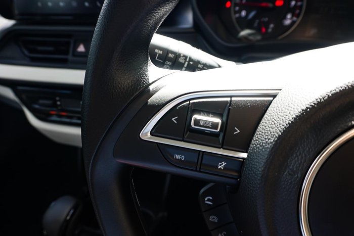 2025 Suzuki Swift Hybrid