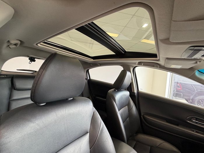 2017 Honda HR-V VTi-L