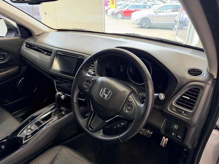 2017 Honda HR-V VTi-L