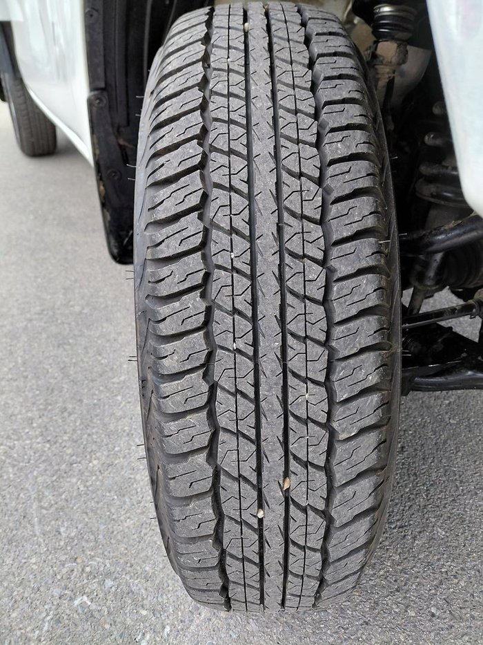 2022 Toyota Hilux SR