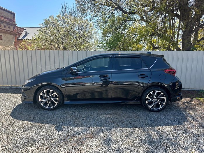 2016 Toyota Corolla ZR