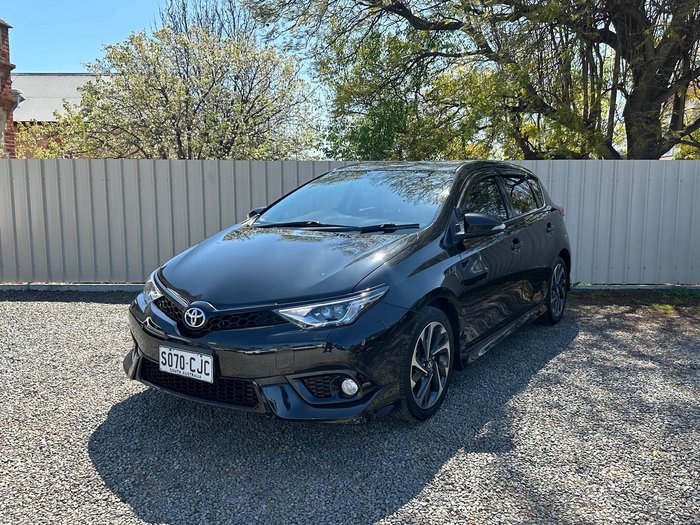 2016 Toyota Corolla ZR