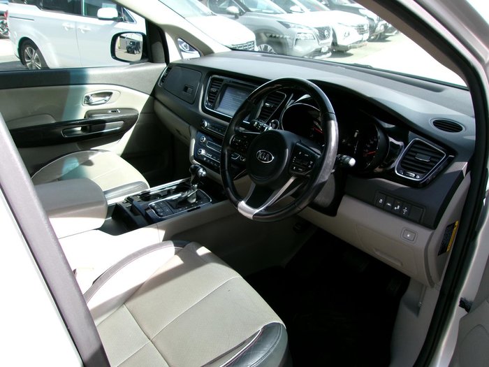 2016 Kia Carnival Platinum