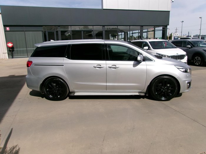 2016 Kia Carnival Platinum