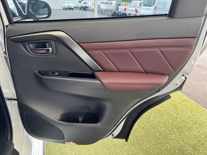 2024 Mitsubishi Pajero Sport GSR