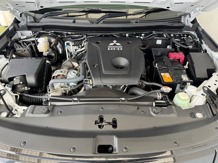 2024 Mitsubishi Pajero Sport GSR